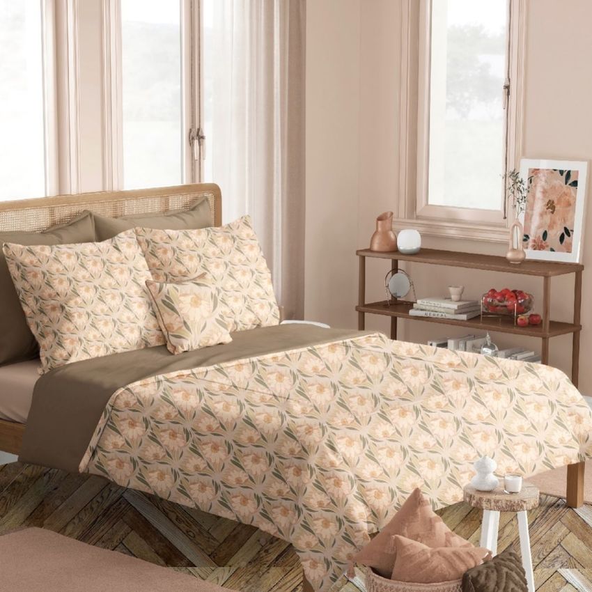 Floral Pattern  by Emilie Dubois - Files in Use example