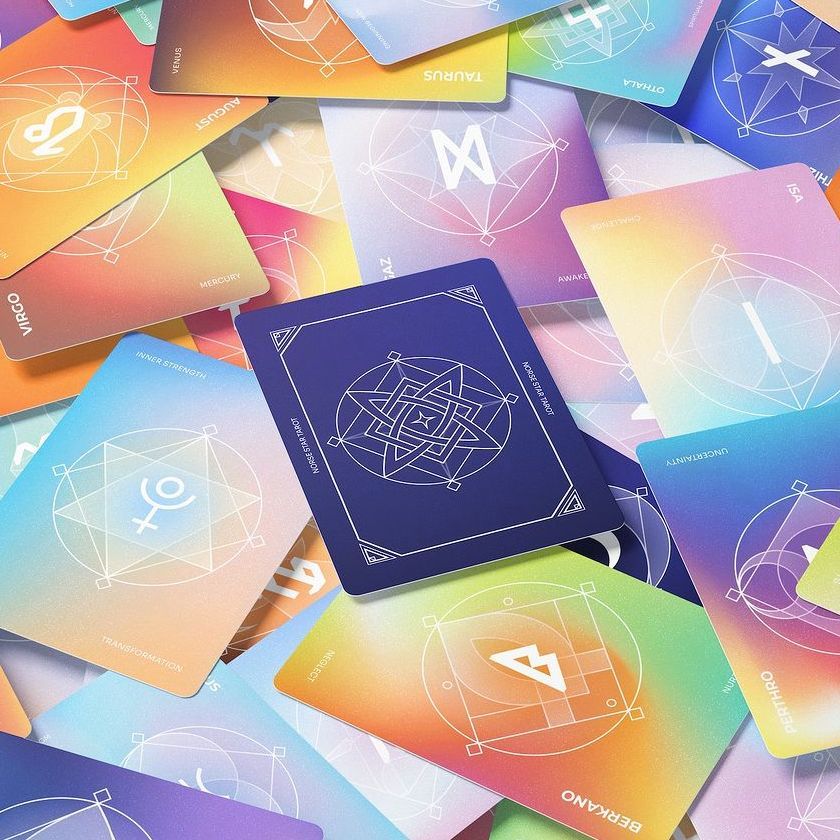 Spectrum of Light by Norse Star Tarot - Files in Use example