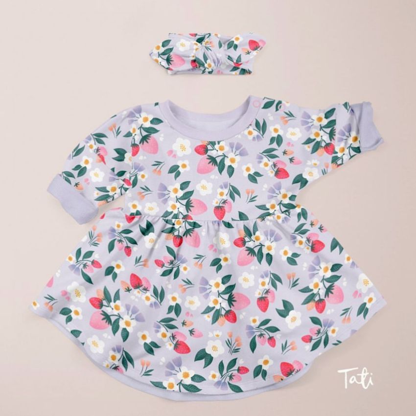 Strawberry Pattern by Tati Abaurre - Files in Use example