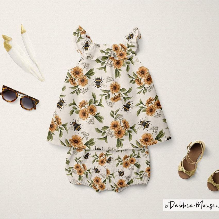 Bee Print  by Debbie Monson - Files in Use example