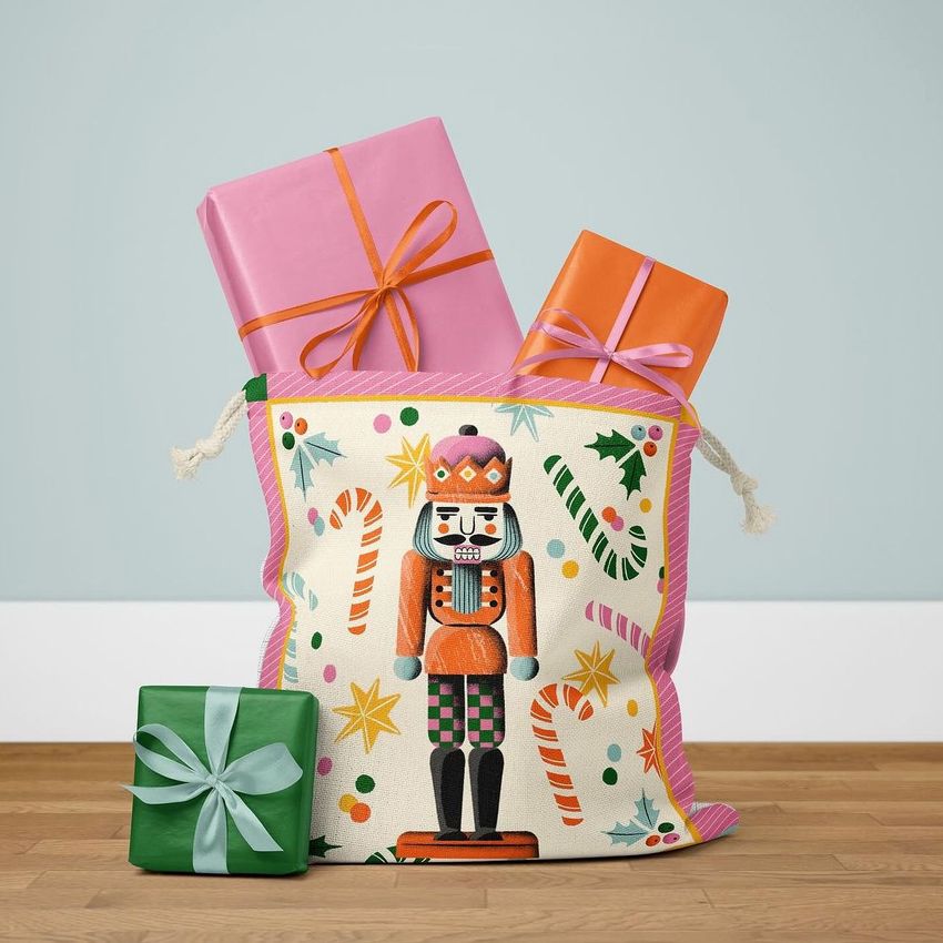 Snowflakes & Nutcrackers by Megan Roy - Files in Use example