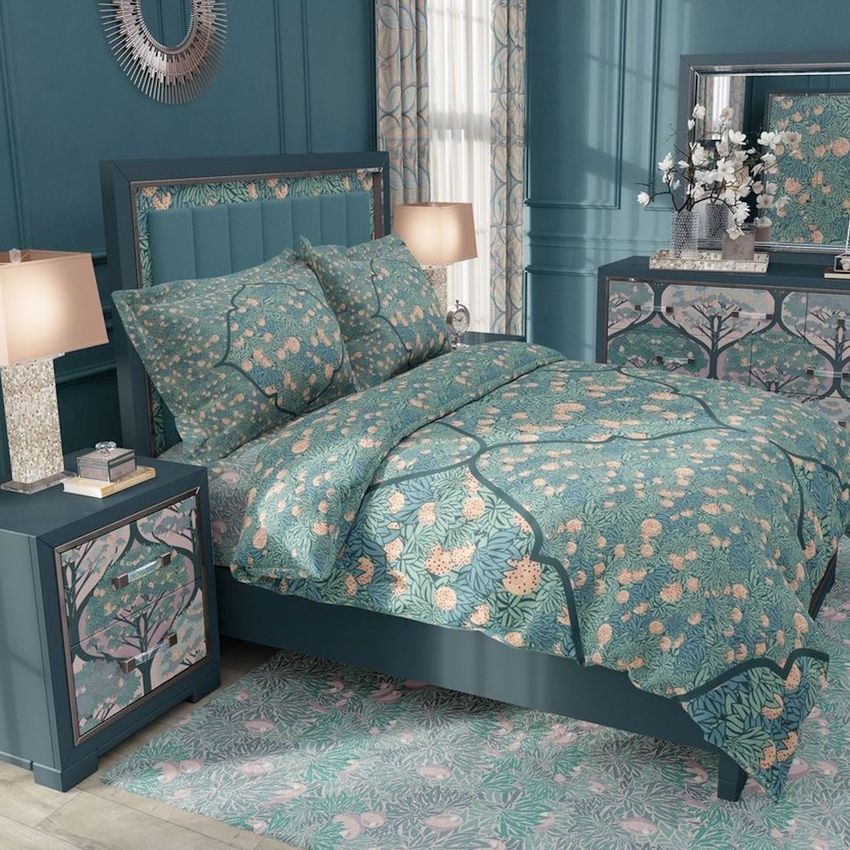 The Avalon by Mairin Kareli - Files in Use example