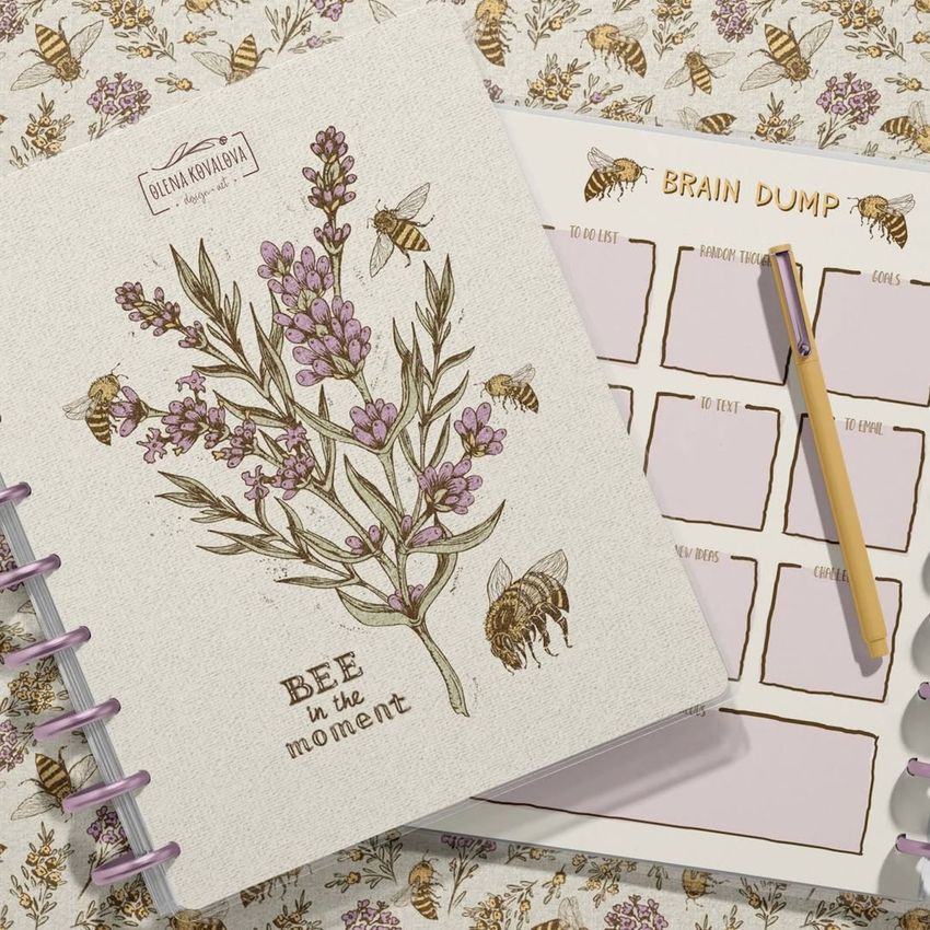 Bee In The Moment by Olena Kovalova - Files in Use example