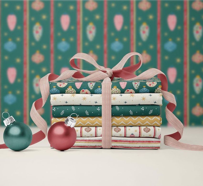 Tis The Season by Manvi Semalty - Files in Use example