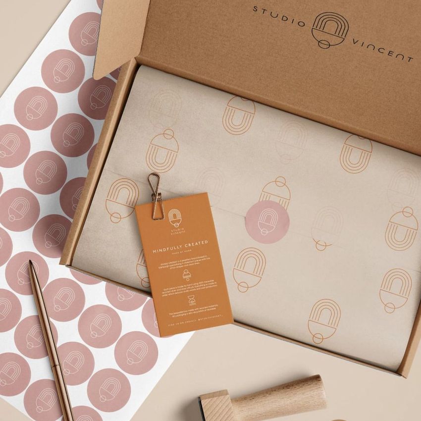 Studio Vincent  by Ellie Barker  - Files in Use example