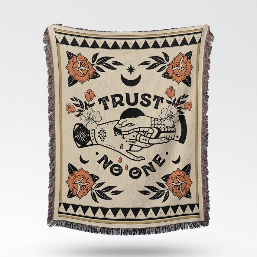 "Trust No One" Design by Daphna Sebbane - Files in Use example