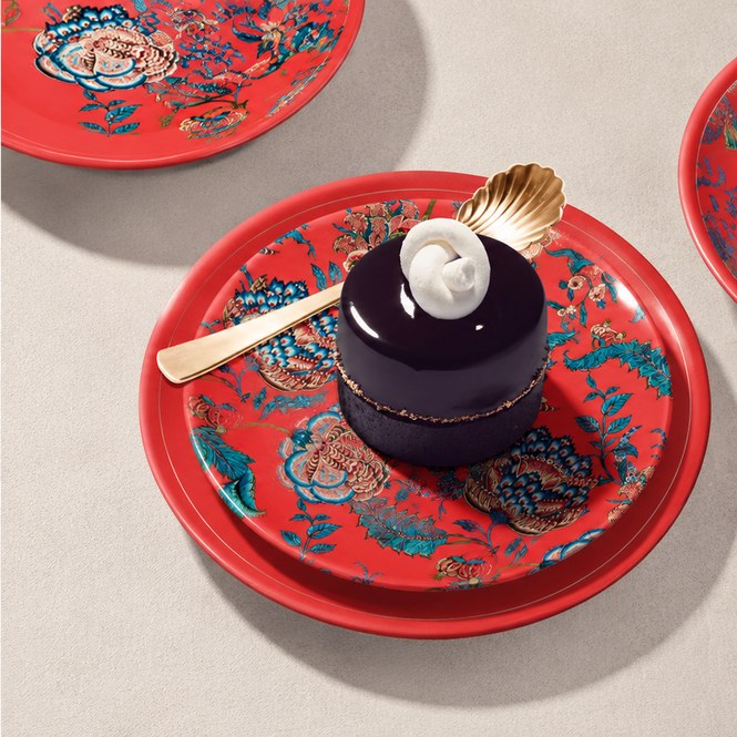For table-linen designers