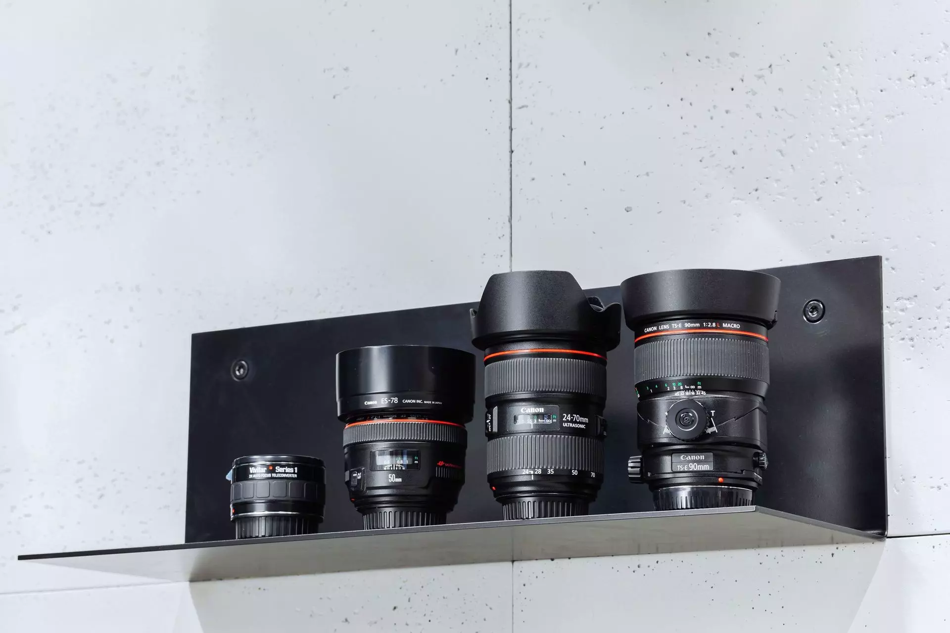 Creatsy photography equipment - professional camera lens collection